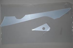 Adesivo emblema sup.carena dx gsx600-750 00-03