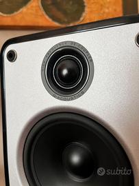 Casse da pavimento Q Acoustics Concept 40- Gelcore