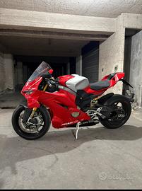 Ducati Panigale  v4