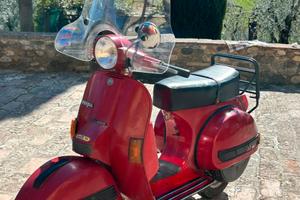 Vespa 125 px arcobaleno 1982