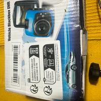 Piccola  telecamera per auto