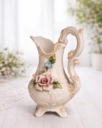 Brocca Ornamentale Vintage con Rose Applicate 