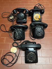 Telefoni Siemens a disco in bachelite nera