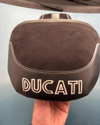 Seduta custom in vera pelle ducati gt1000 volcano