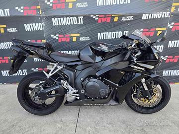 HONDA CBR 1000 RR Video 360