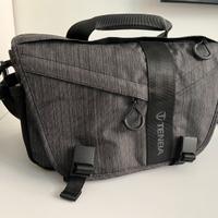Tracolla professionale fotografo mirrorless