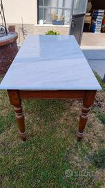 tavolo in ciliegio con marmo