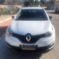 Renault Captur dCi 8V 90 CV EDC Sport Edition