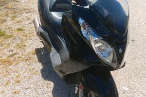 Scooter Suzuki Burgman 400