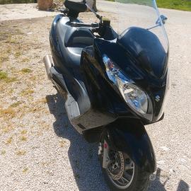 Scooter Suzuki Burgman 400