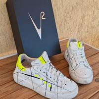 Scarpe V2 bianco/giallo fluo con schizzi tg 43 