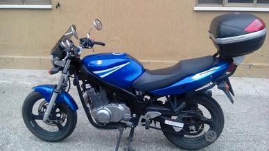 Moto Suzuki gs 500