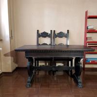 TAVOLO E SEDIE INTAGLIATE STILE RINASCIMENTO