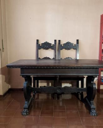 TAVOLO E SEDIE INTAGLIATE STILE RINASCIMENTO