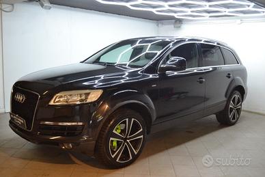 AUDI Q7 3.0 V6 TDI 240 CV quattro tiptronic Adva