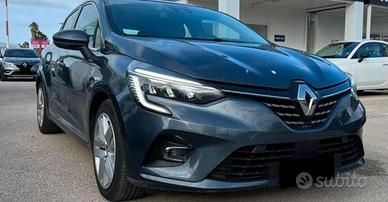 Renault Clio Hybrid E-Tech 140 CV 5 porte