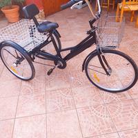 bicicletta  triciclo nuova
