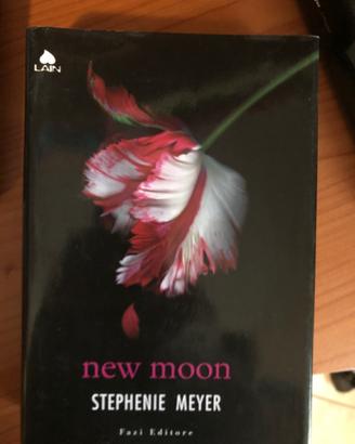 Libro new moon