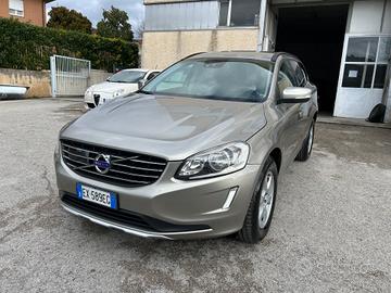Volvo XC 60 XC60 D4 R-design Momentum Euro6