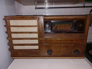 Radio Philips Radiola