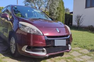 Renault Scenic X-Mod 1.5 dCi 110 Cv 2012 manuale 
