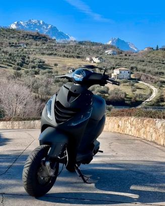 Piaggio Zip SP 180