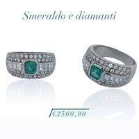 Anello a fascia con diamanti e smeraldo