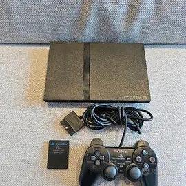 Playstation 2 PS2 Slim Nera 70004 + memory card