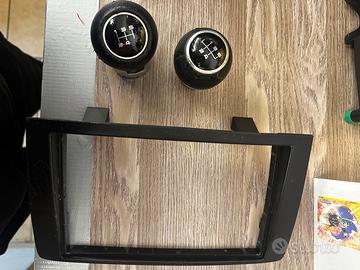 Pomelli e mascherine per radio 2 din