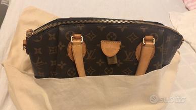 Borsa louis vuitton modello RIVOLI MM