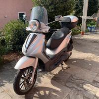 Piaggio beverly tourer 300