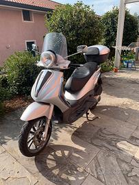 Piaggio beverly tourer 300