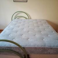 Materasso matrimoniale a molle permaflex 