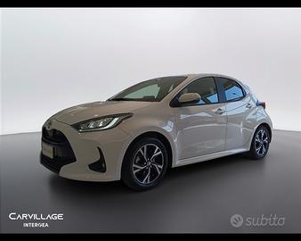 TOYOTA Yaris 1.5h Trend
