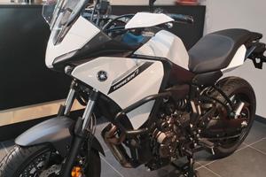 Moto Yamaha Tracer 7