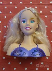 Barbie testa per acconciature