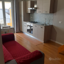 Nuovo confortevole con terrazzo interno 1