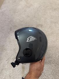 Casco per surf