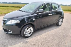Lancia ypsilon benzina del 2015