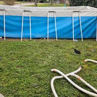 Piscina 5,50 metri per 2,60 metri