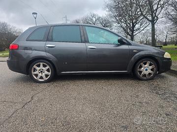 Fiat Croma 1.9 JTD 120 CV 