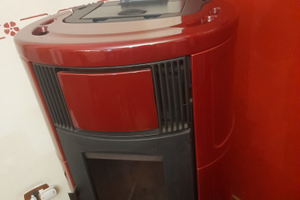 Stufa a pellet nordica Iside idro 20 kw