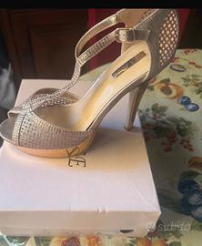 Scarpa tacco