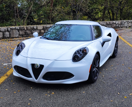 AlfaRomeo 4C