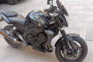 Yamaha FZ1 2007 – 25.000 km – Akrapovič