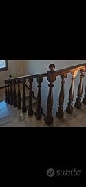 Ringhiera scala - paletti verticali in legno