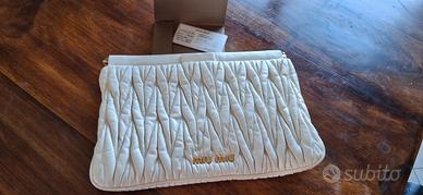 pochette MIU MIU