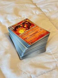 Lotto di 100 carte Pokémon Italiane Originali