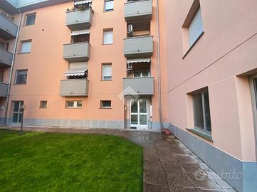 3 LOCALI A COLLECCHIO