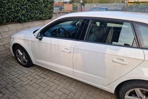 audi a 3 gtron benzina metano